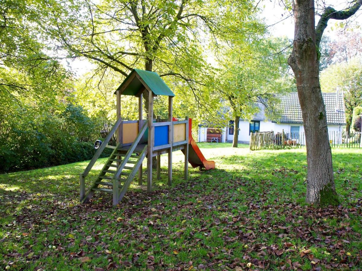 Holiday Home In Gemmenich With Forest Views Ten Eiken Bagian luar foto